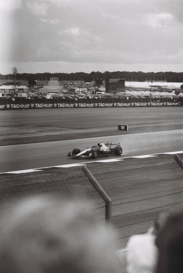 nnnnneeeeEEEEEEOOOOOOOWWWWW